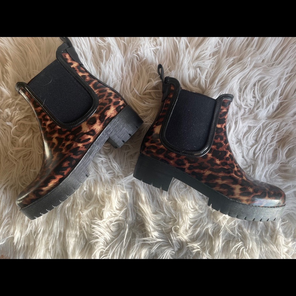 Jeffrey Campbell Leopard Bootie Never Worn!!
